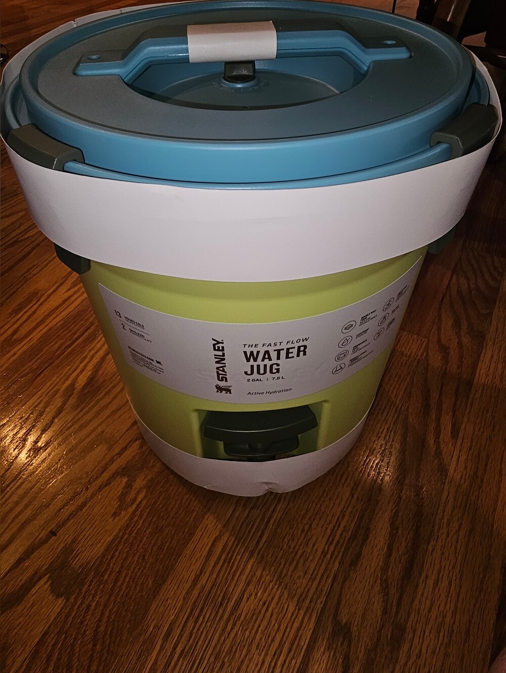 Stanley Bright Lime & Aqua 2 Gallon Water Jug - Picture 3 of 6